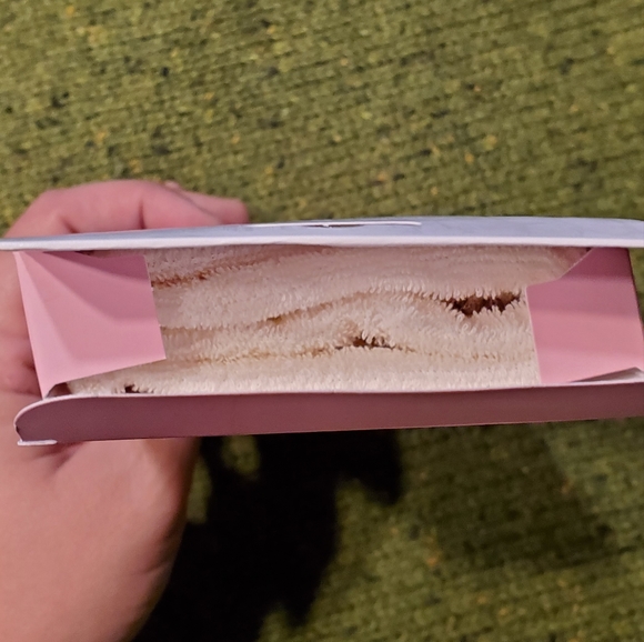 NEW! Daily Concepts Cruelty-Free Daily Exfoliating Mitt - Picture 2 of 4